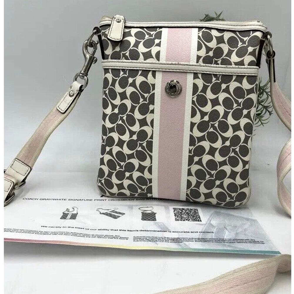 COACH Authenticated Gray Signature Print w/ Pink Trim Crossbody‎ Shoulder Bag
